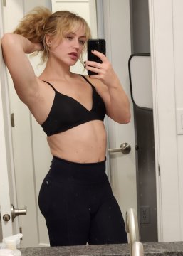 Epanouie08Elise de Genève, La Suisse